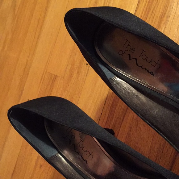 Nina the touch of Nina satin 3.5 inch bow front - Picture 3 of 8